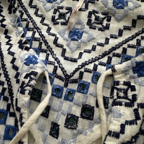 Free People Blouse with Blue Accents Size Small - Picture 3 of 12
